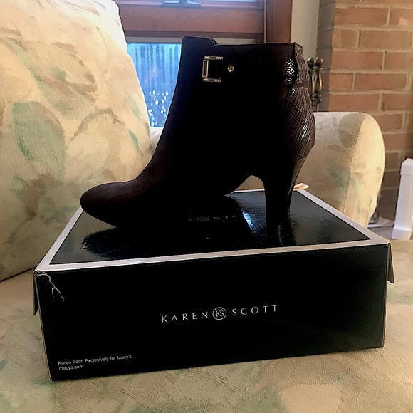 NEW Karen Scott Major Brown High Heel Bootie - Picture 2 of 12
